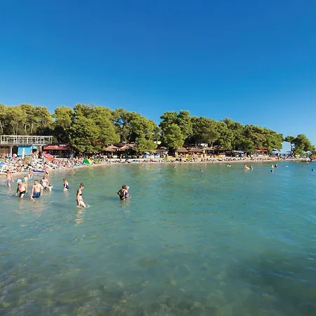 2 Bedroom Beautiful In